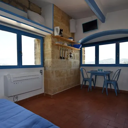 Le Provence Apartment